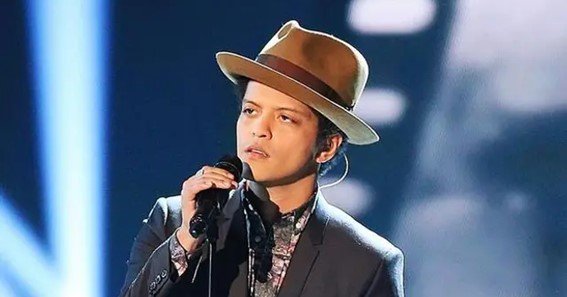 Bruno mars race ethnicity